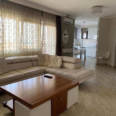 דירות נאוי אפיבטיי Pearl House Skg מראה חיצוני תמונה